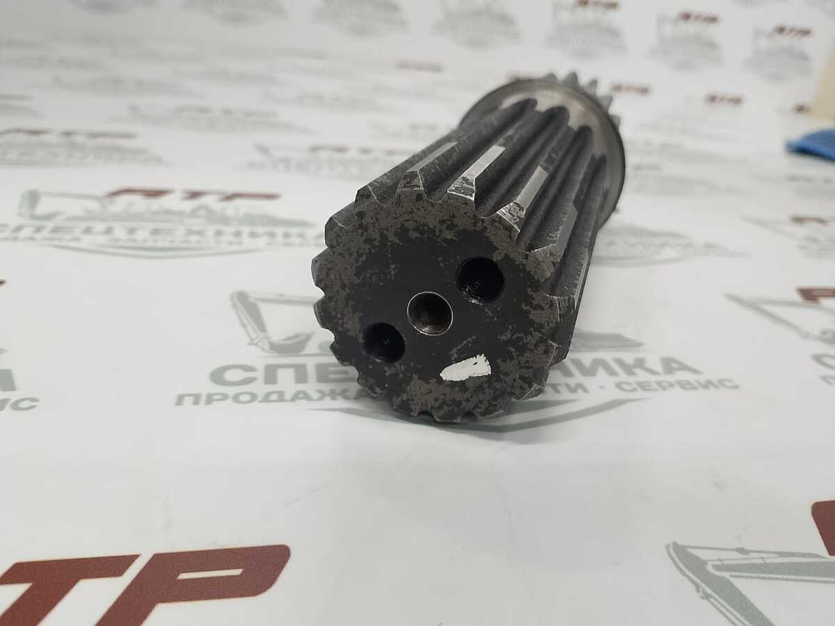 Вал редуктора поворота отвала  ГС 14.02  225.67.09.01.001 - изображение 1