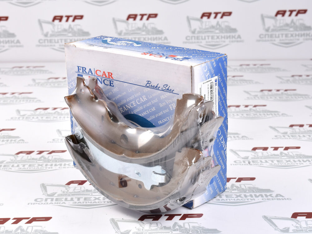 Задние тормозные барабанные колодки FCR210335