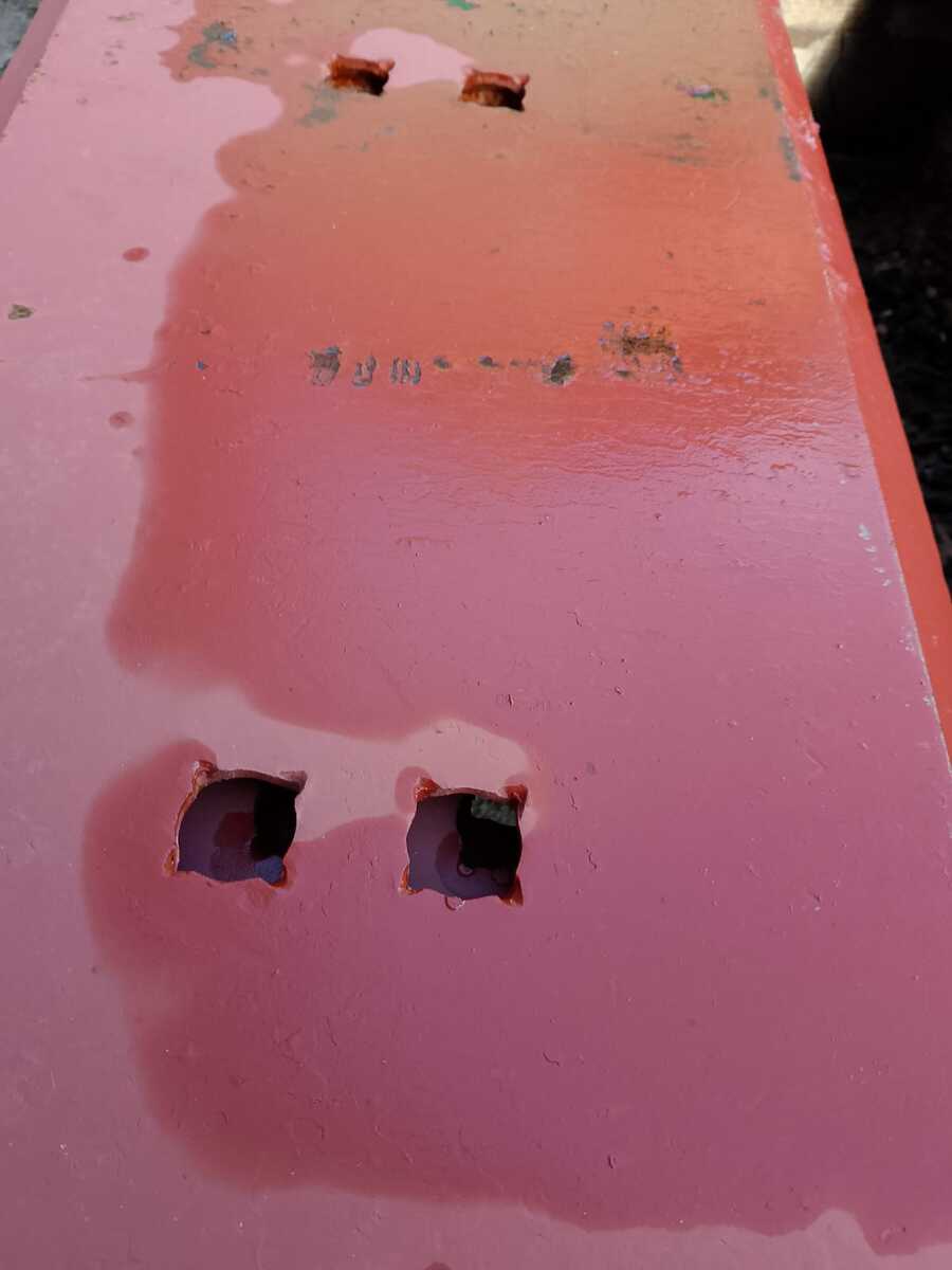 Нож ковша 2350х300х20 TEREX