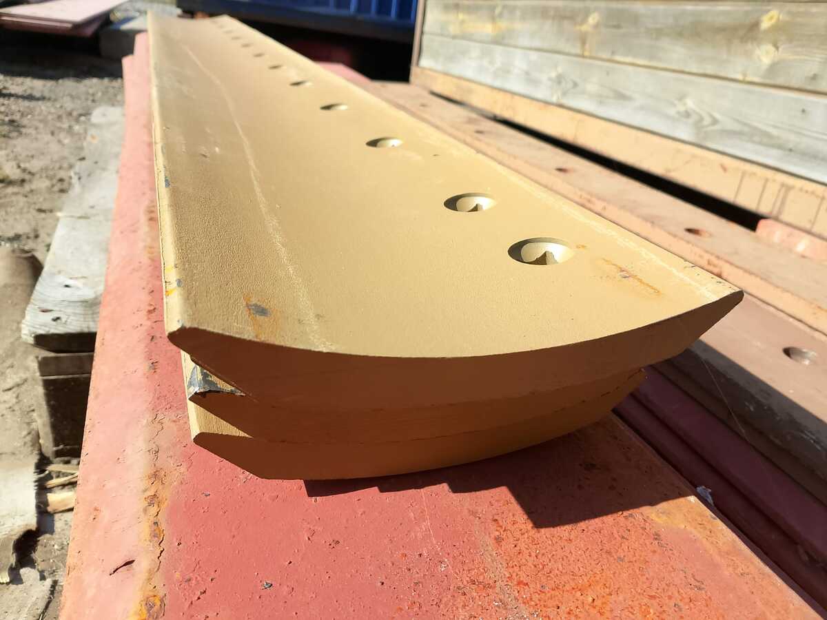 Нож средний 1826*203*19 (импорт 400-500HB) - изображение 1