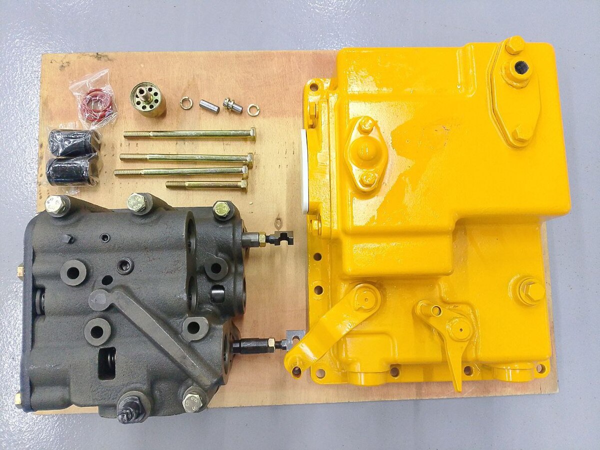 Гидрораспределитель КПП Shantui SD16 16Y-75-10000